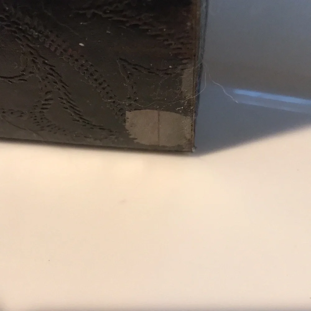 Small Chest - Picture 6 of 16